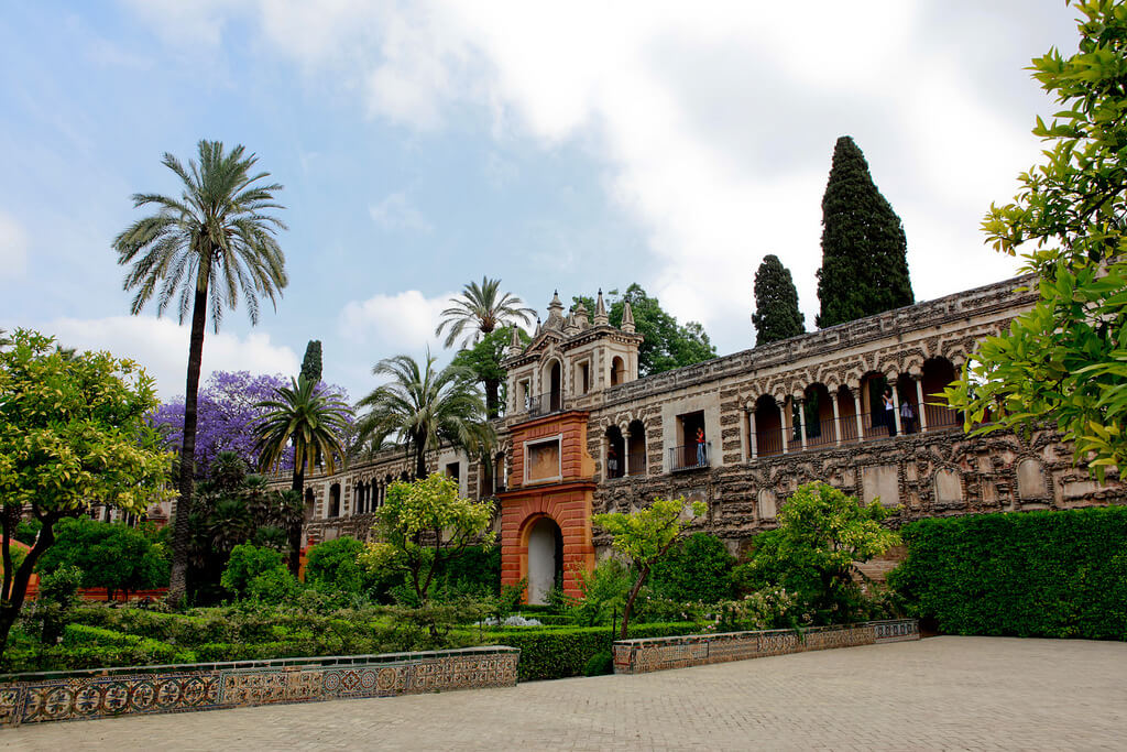 Вечный приют весны — Алькасар